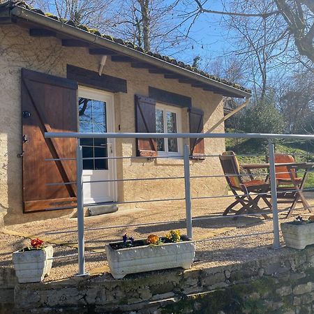 Domisiladore Latouille-Lentillac Luaran gambar